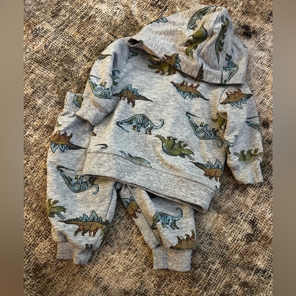 🦖Carter’s Gray Dinosaur Print Hoodie and Pants Set 3 Months - Picture 1 of 1